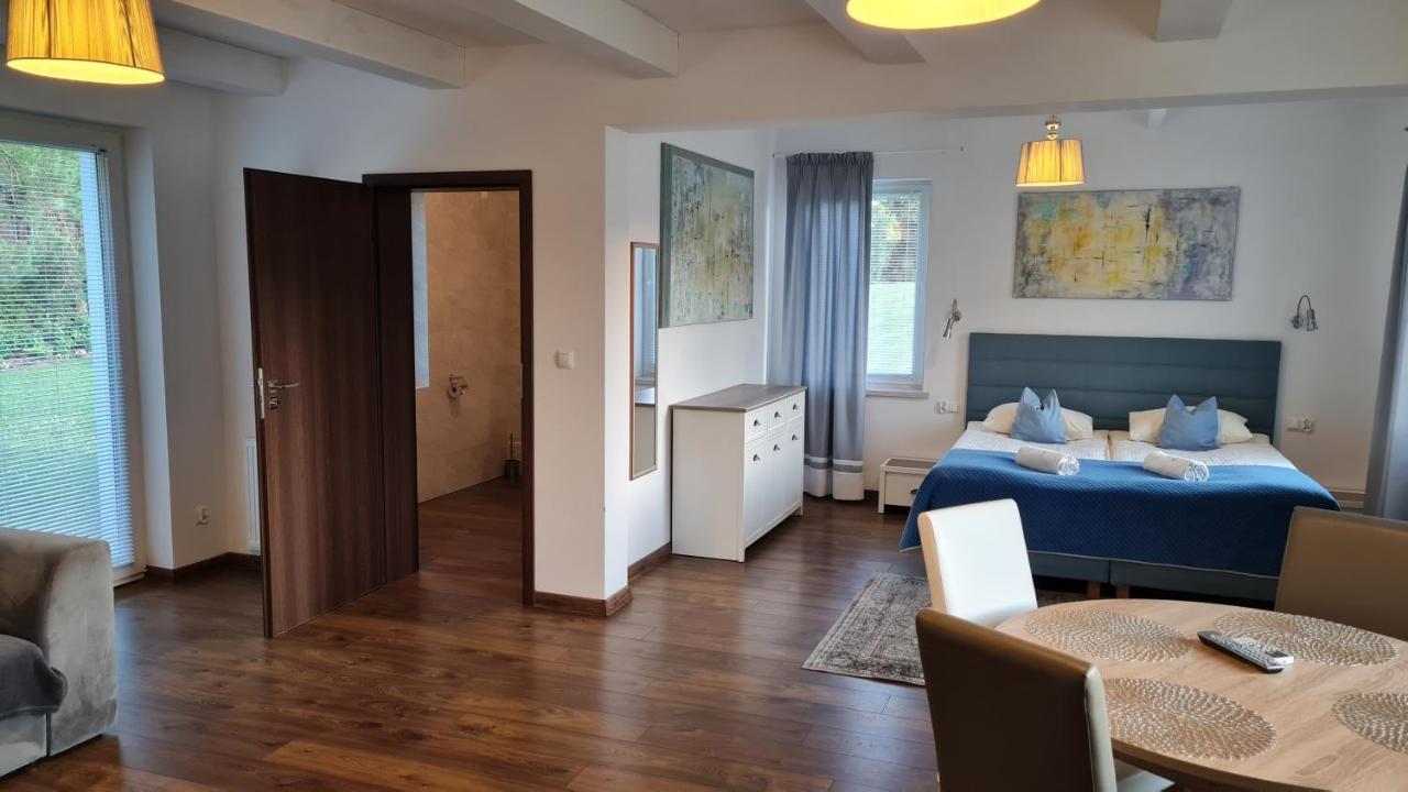 Villa Sadula - Apartamenty Na Mazurach 斯塔雷萨迪 外观 照片